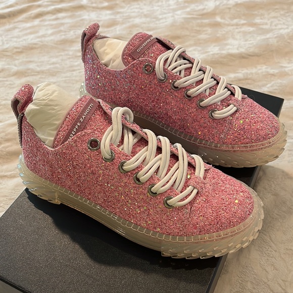 NEW Authentic Giuseppe Zanotti Sneakers - Picture 4 of 10